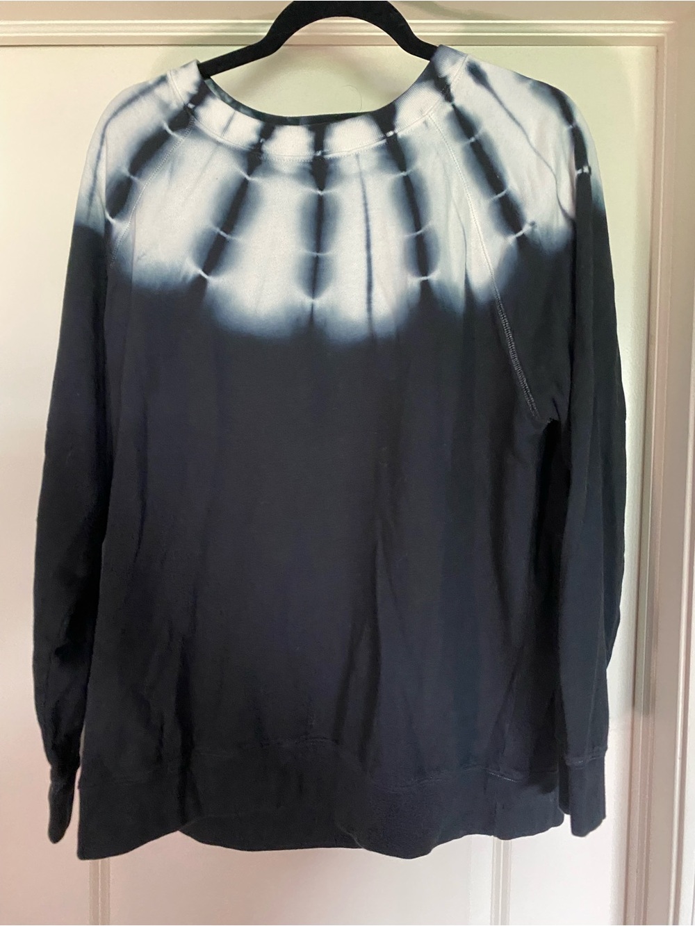 NWT Plus Size 1X Black White Tie Dye Sweatshirt Tunic Top